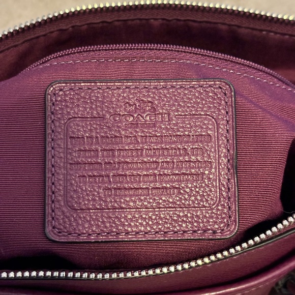 Coach Handbag F35887 Morgan
Satchel in Exotic Trim Leather Burgundy - Picture 7 of 9